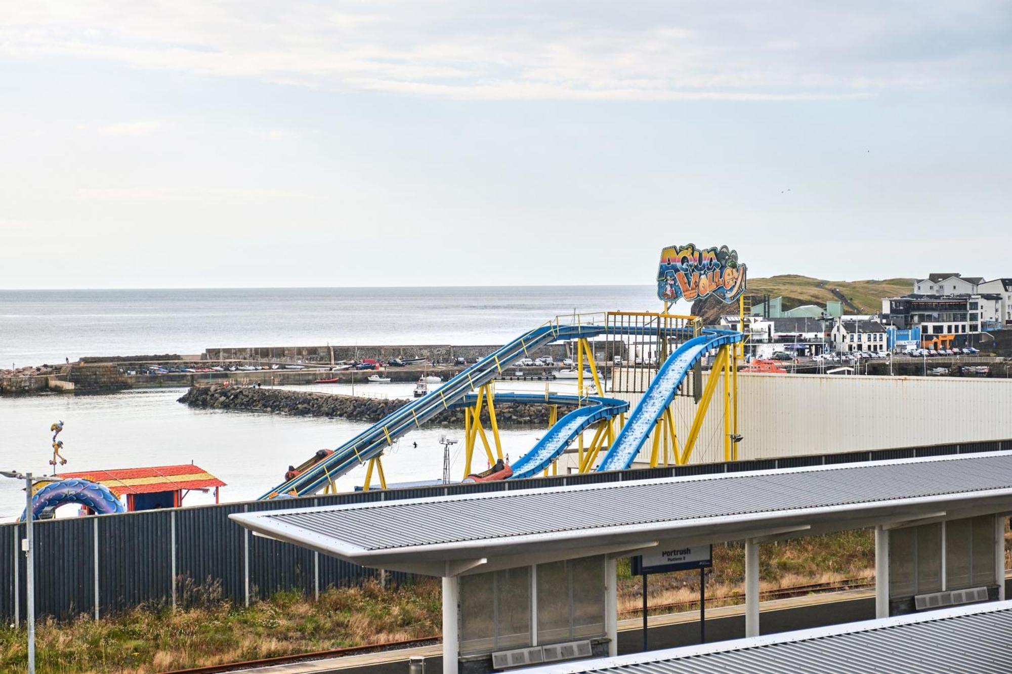 6 Golf Terrace - Portrush By The Sea Apartment Exterior photo