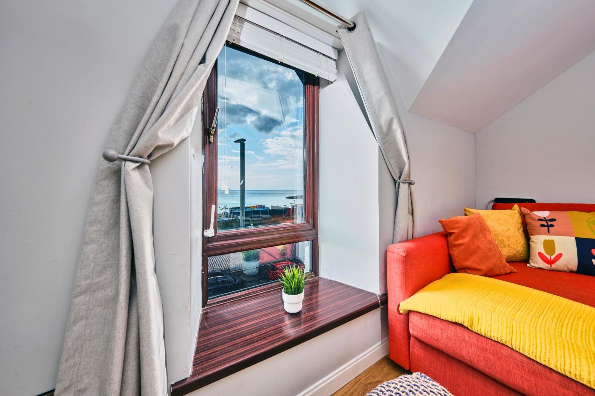 6 Golf Terrace - Portrush By The Sea Apartment Exterior photo